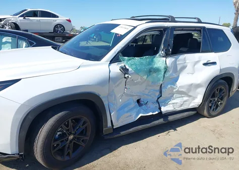 2025 Toyota Grand Highlander Hybrid Nightshade Edition z USA, uszkodzony, nr VIN 5TDACAB55SS064562